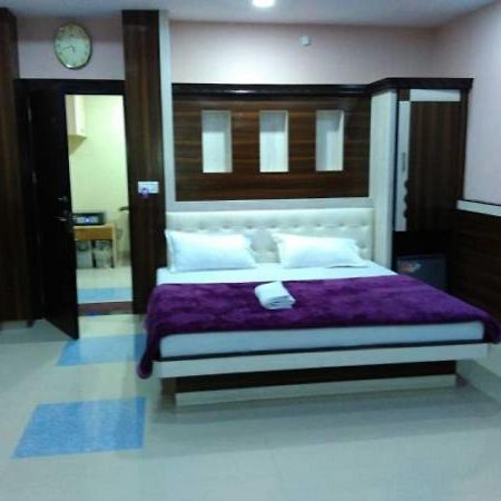 Hotel Blue Star Datia 외부 사진